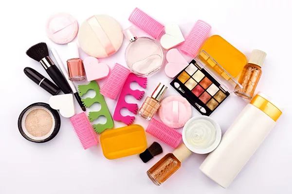 different-make-up-beauty-care-essentials-cosmetics